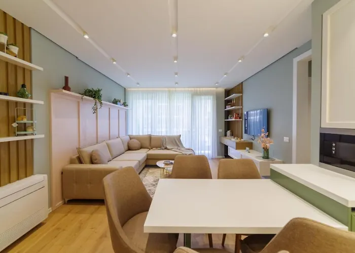 Luxury In * Τίρανα