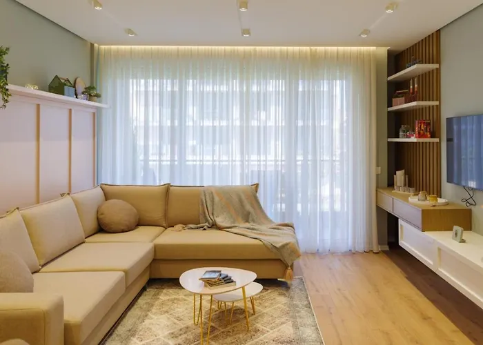Luxury In Тирана