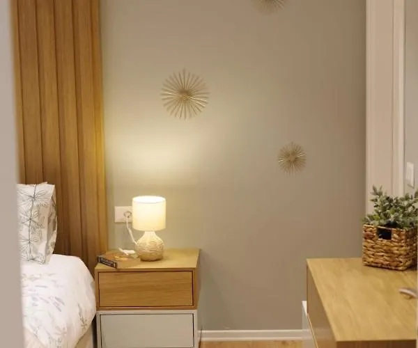 Luxury In Апартаменты Тирана