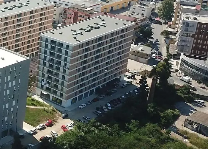 Luxury In Тирана